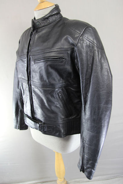 ASHMAN BLACK COWHIDE LEATHER BIKER JACKET + BACK & SHOULDER PROTECTORS: SIZE 18