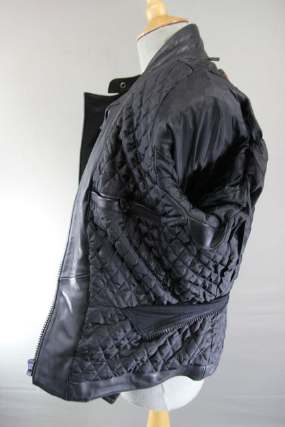 WEISE CLASSIC BLACK LEATHER BIKER JACKET WITH REMOVABLE BACK PROTECTOR: SIZE 12