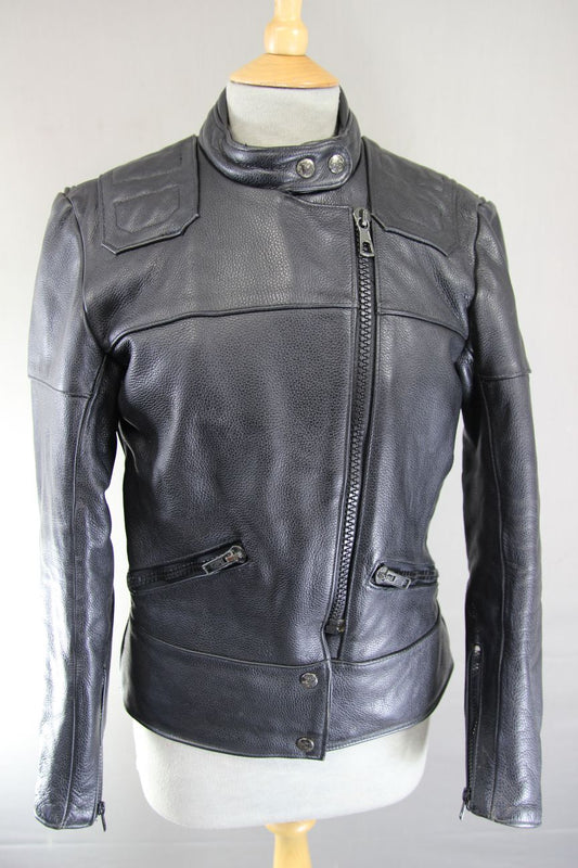 CLASSIC BRITISH MADE BLACK TT LEATHERS INTERNATIONAL BIKER JACKET: SIZE 8