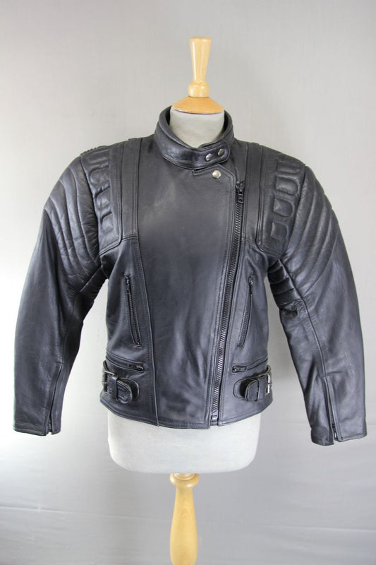 CLASSIC BLACK LEATHER BIKER JACKET: SIZE 16/36-38 INCH CHEST