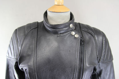 CLASSIC SPORTEX A5 BLACK LEATHER BIKER JACKET: SIZE 12/32-34 INCH CHEST