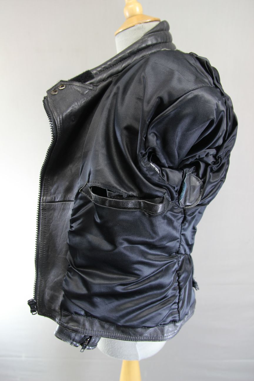CLASSIC SPORTEX A5 BLACK LEATHER BIKER JACKET: SIZE 12/32-34 INCH CHEST