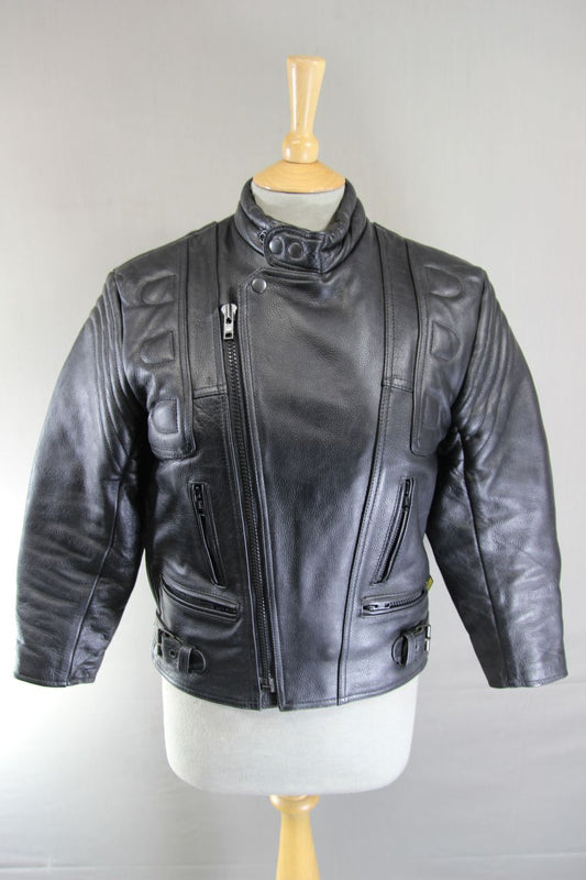 CLASSIC BLACK ACE LEATHERS BIKER JACKET SIZE 10-12: 34 INCH CHEST