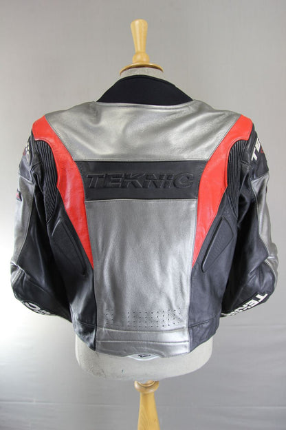 TEKNIC SILVER, BLACK & RED LEATHER BIKER JACKET WITH KNOX CE ARMOUR 40-42 INCH