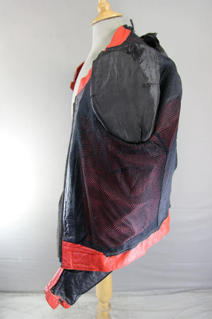 BLACK, RED & SILVER LEATHER BIKER JACKET WITH BACK, SHOULDER & ELBOW ARMOUR 46IN