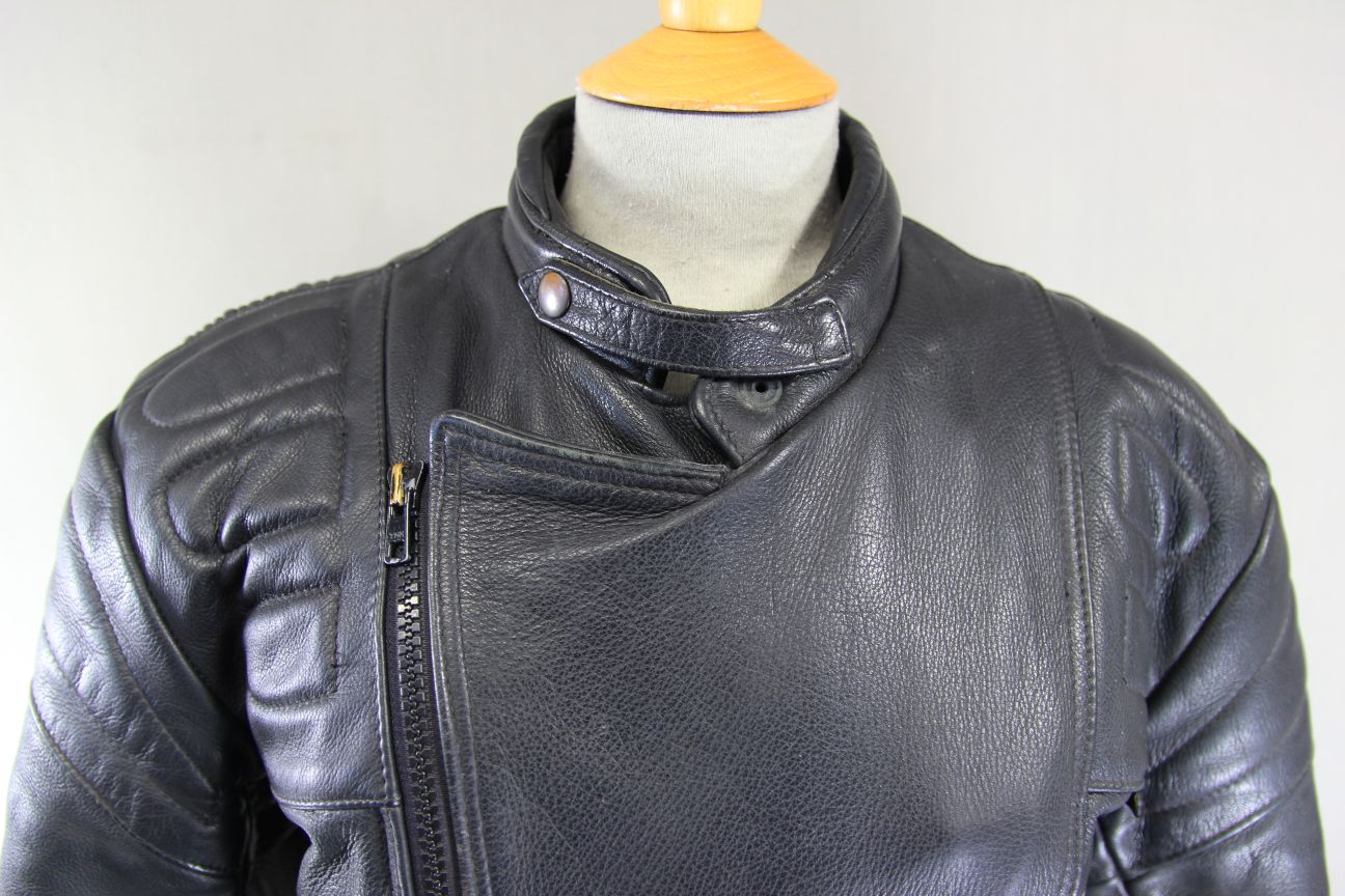 CLASSIC BRITISH MADE BLACK LEATHER GEAR BIKER JACKET 38 INCH