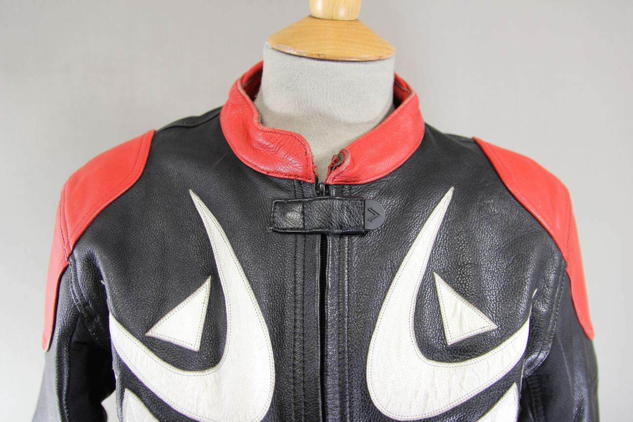 FRANK THOMAS LADIES LEATHER BIKER JACKET WITH ARMASPORT+ CE PROTECTORS: SIZE 14