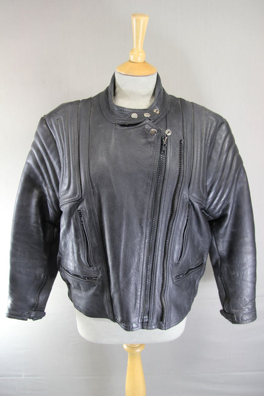 LADIES CLASSIC BLACK LEATHER BIKER JACKET: SIZE 18/40-42 INCH CHEST