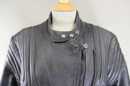 LADIES CLASSIC BLACK LEATHER BIKER JACKET: SIZE 18/40-42 INCH CHEST