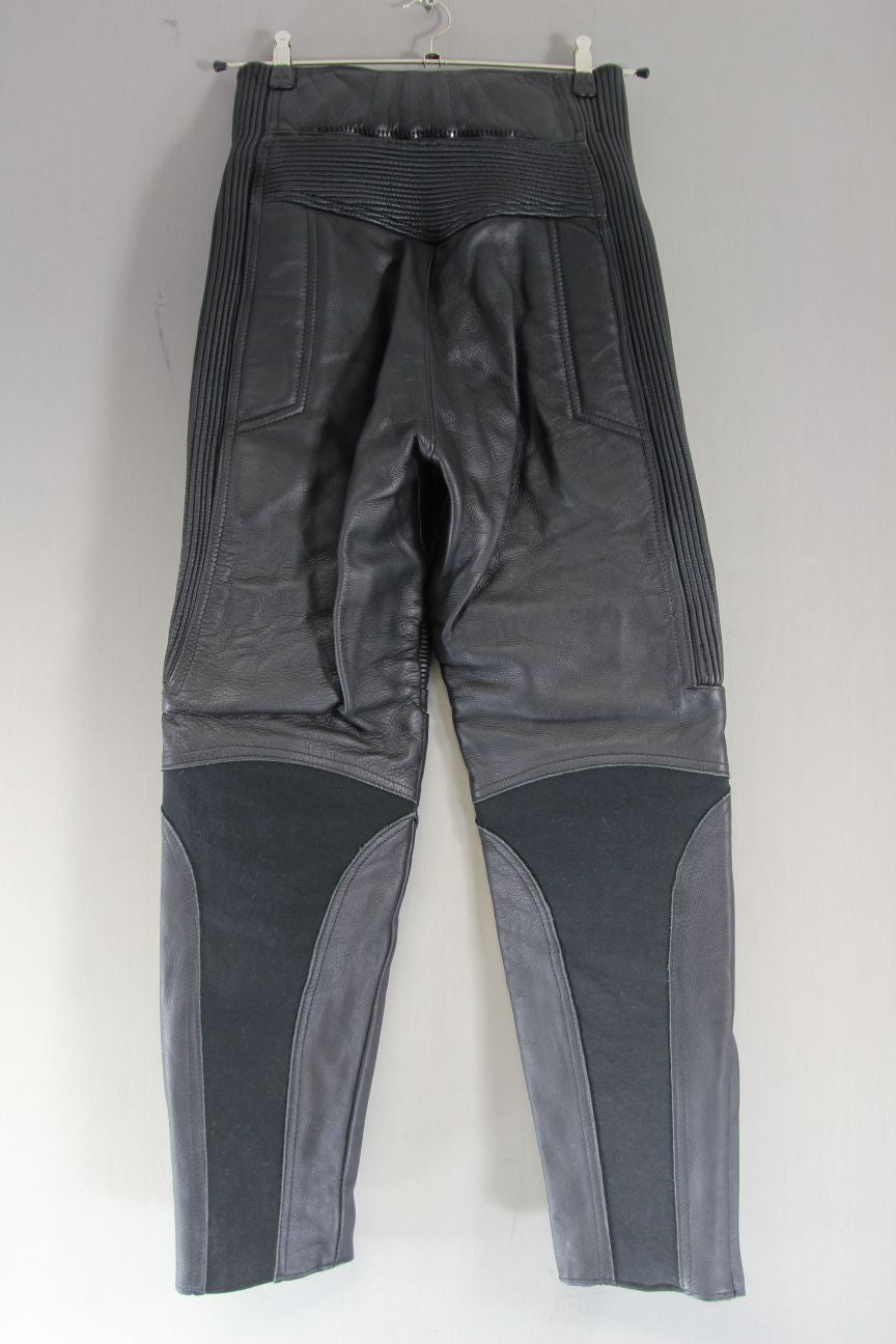 BRITISH MADE GEAR BLACK LEATHER BIKER TROUSERS SIZE 10: WAIST 28"/INSIDE LEG 28"