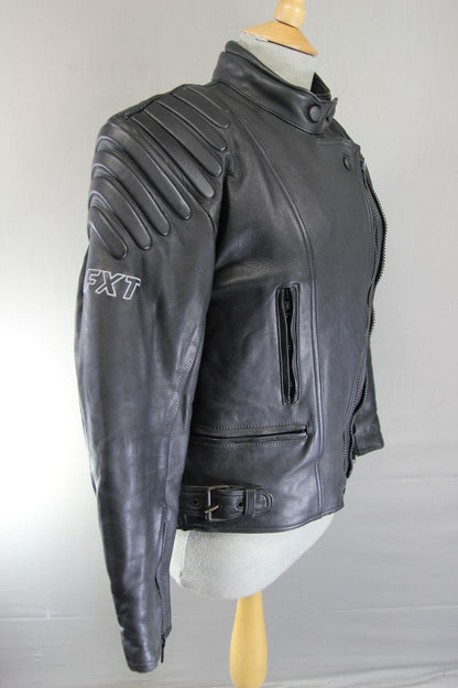 FXT BLACK LEATHER BIKER JACKET WITH REMOVABLE BACK & ELBOW PROTECTORS 38-40 INCH