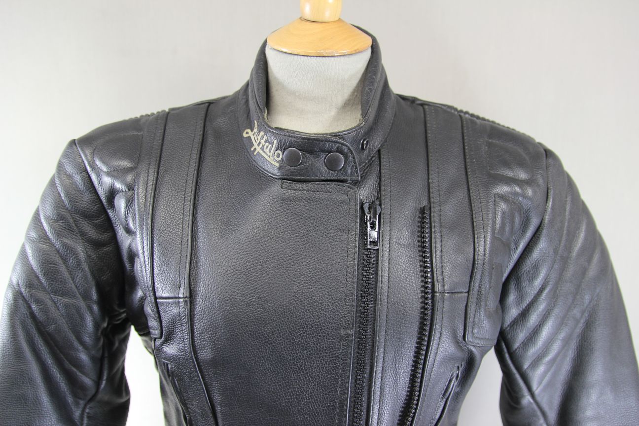 CLASSIC BUFFALO BLACK LEATHER BIKER JACKET 32-34 INCH CHEST/SIZE 10
