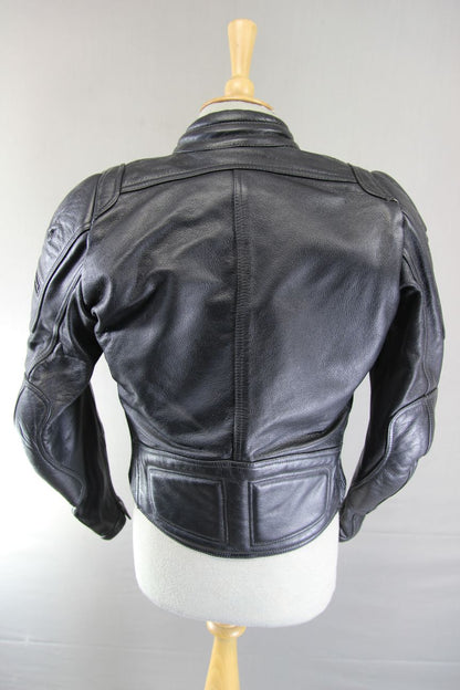 FRANK THOMAS BLACK LEATHER BIKER JACKET WITH CE ARMOUR & THERMAL LINING: SIZE 12