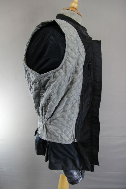 FIGO BLACK & SILVER LEATHER BIKER JACKET WITH ARMOUR & THERMAL LINING: SIZE 10