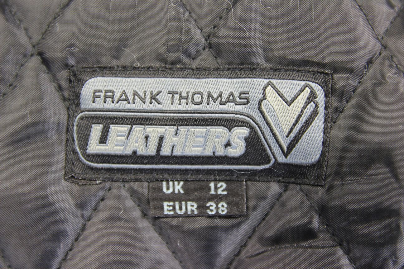 FRANK THOMAS BLACK LEATHER BIKER JACKET WITH CE ARMOUR & THERMAL LINING: SIZE 12