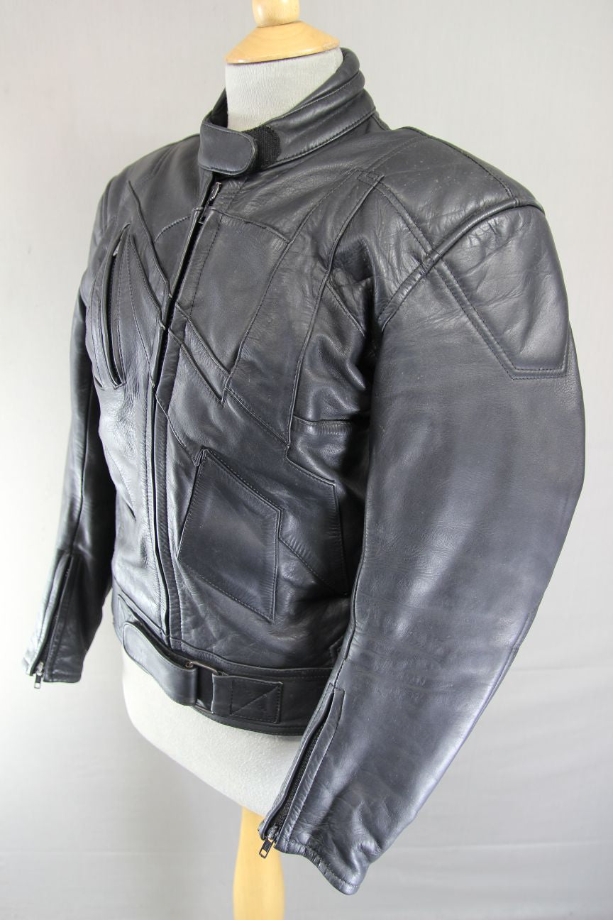 AKITO APOLLO PLUS BLACK LEATHER BIKER JACKET WITH BACK & ELBOW PROTECTORS 36 IN