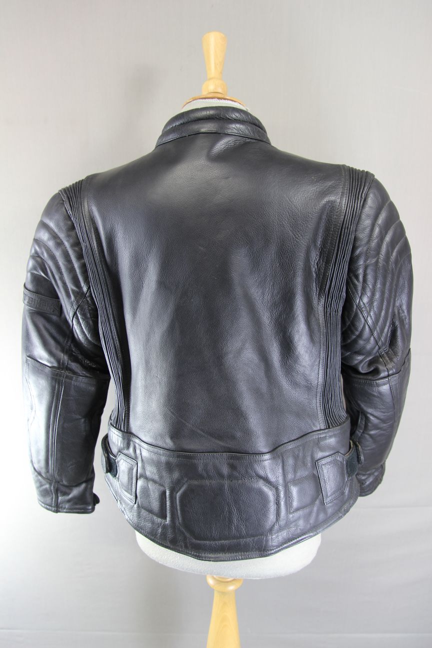 CLASSIC JUST BIKERS BLACK LEATHER COTTON LINED BIKER JACKET: SIZE 16 38-40 INCH