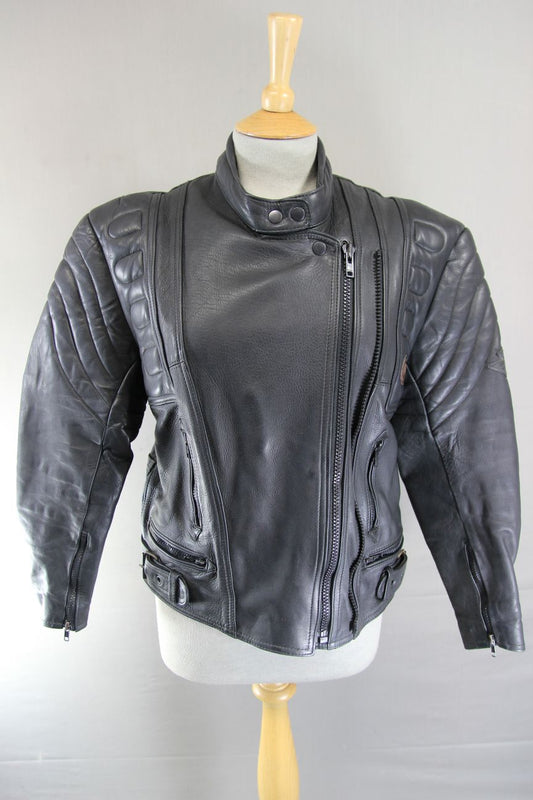 AKITO CLASSIC BLACK LEATHER BIKER JACKET WITH BACK PROTECTOR: SIZE 14
