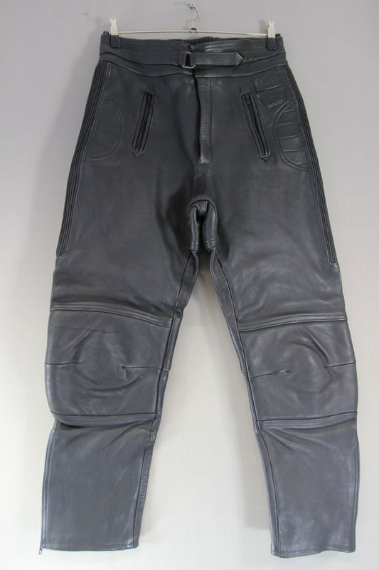 AKITO MERCURY PLUS BLACK LEATHER BIKER TROUSERS: WAIST 32-34 IN/INSIDE LEG 28 IN