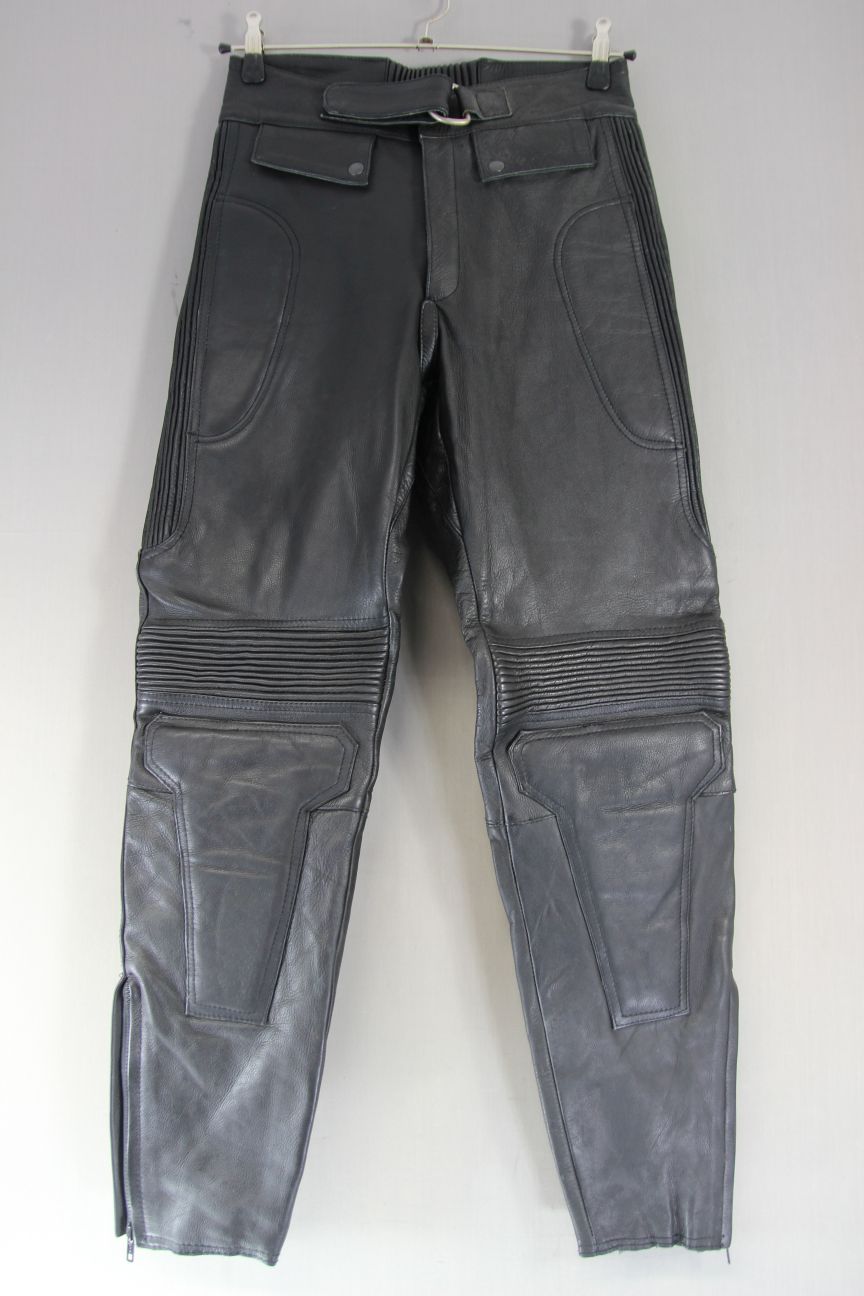 J&S CLASSIC BLACK LEATHER BIKER TROUSERS WAIST 30-32 INCHES/INSIDE LEG 31 INCHES