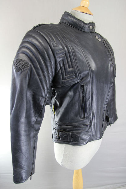 CLASSIC AKITO T-FORCE PLUS BLACK LEATHER BIKER JACKET WITH CE ARMOUR: SIZE 12