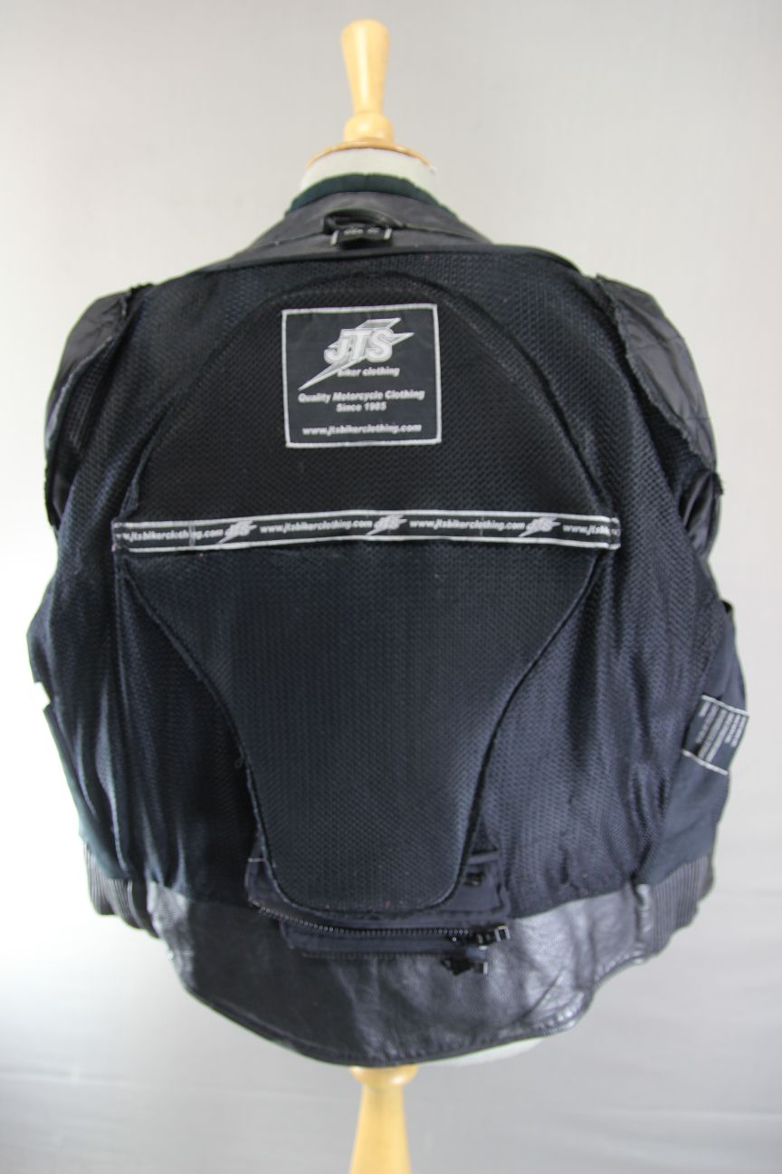 JTS BLACK LEATHER BIKER JACKET WITH REMOVABLE CE ARMOUR SIZE 18/40-42 INCH CHEST