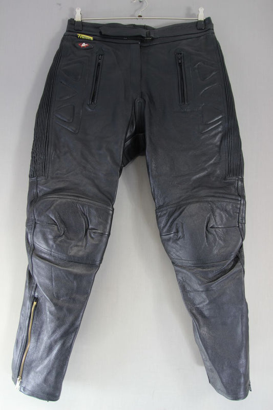 AKITO BLACK LEATHER BIKER TROUSERS + HIP/KNEE CE ARMOUR SIZE 16 WAIST 32/LEG 30"
