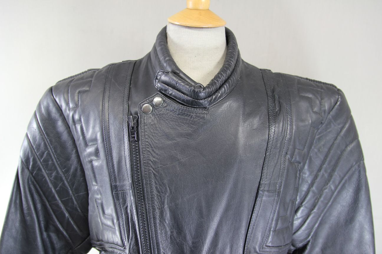 NINO VALI DESIGNER CLASSIC BLACK LEATHER BIKER JACKET 46 INCH CHEST/XL