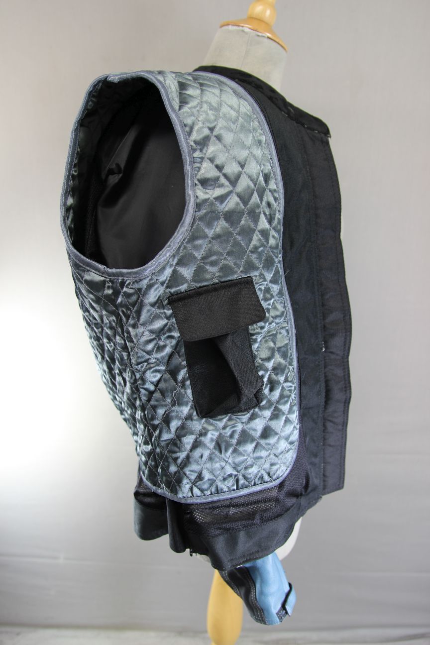 FRANK THOMAS LADY LEATHER BIKER JACKET WITH CE ARMOUR & THERMAL LINING: SIZE 14