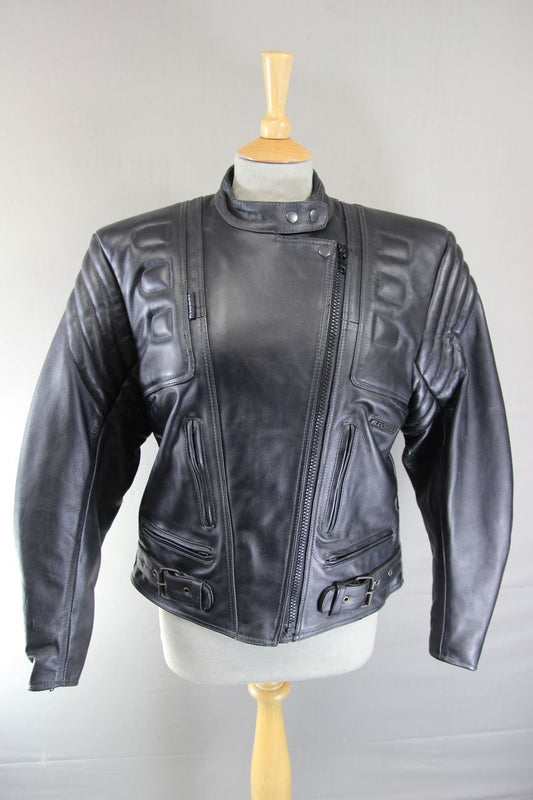 RIOSSI BRITISH DESIGNED & STYLED BLACK COWHIDE LEATHER BIKER JACKET: SIZE 18