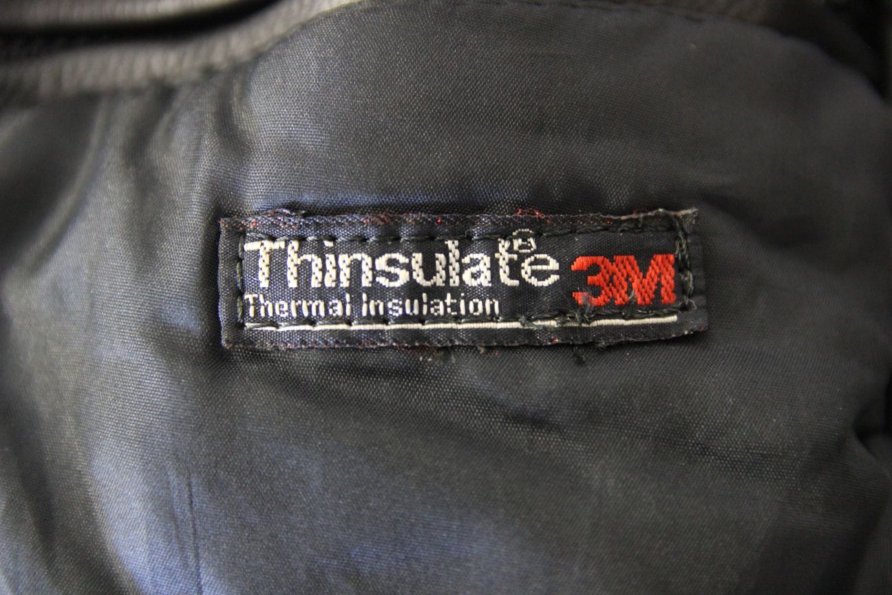 JT'S THINSULATE 3M 'THERMAL INSULATION' LINED BLACK LEATHER BIKER JACKET 40-42IN