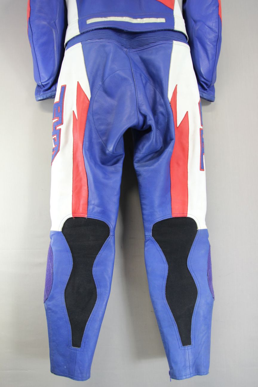 LADIES RICHA 2 PIECE BLUE, WHITE & RED LEATHER BIKER SUIT WITH CE ARMOUR SIZE 12
