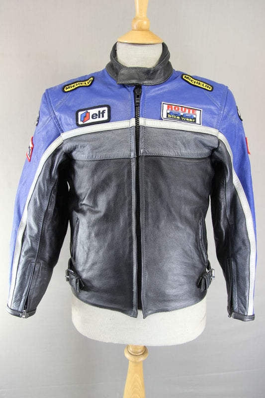 BOYS/CHILDS ROUTE69 BLACK, BLUE & SILVER LEATHER SPORTS/RACING BIKER JKT 36"/XXL