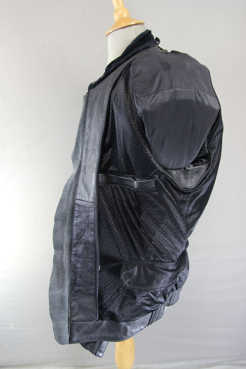 NITRO BLACK, BLUE & WHITE LEATHER BIKER JACKET WITH CE ARMOUR 42-44 INCH/LARGE