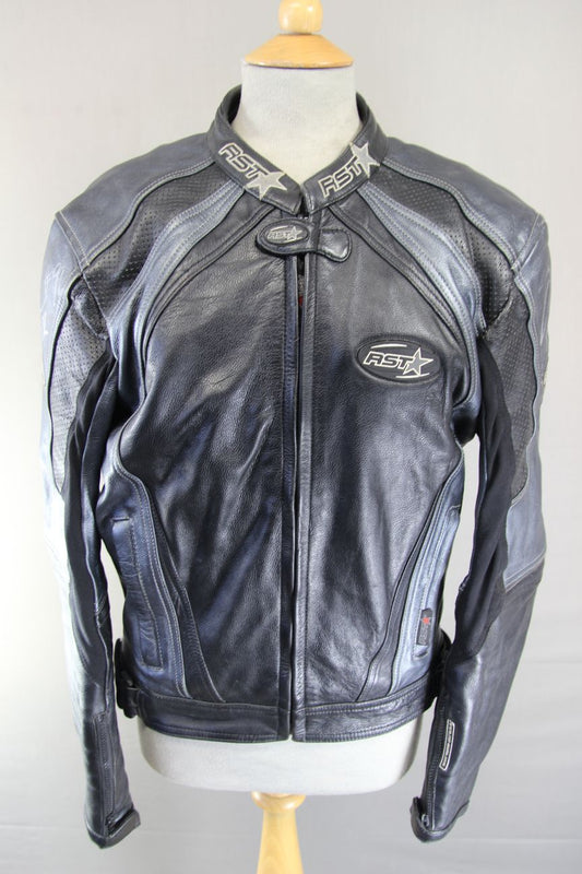 RST COWHIDE LEATHER BIKER JACKET WITH REMOVABLE CE ARMOUR & THERMAL LINING 40 IN