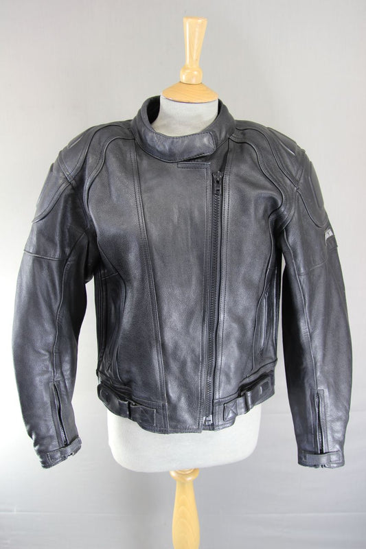 ASHMAN BLACK COWHIDE LEATHER BIKER JACKET WITH ARMOUR & THERMAL LINING: SIZE 16