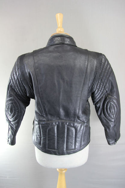 CLASSIC AKITO BLACK LEATHER BIKER JACKET: SIZE 12/34 -36 INCH CHEST