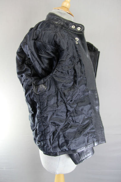 CLASSIC AKITO BLACK LEATHER BIKER JACKET: SIZE 12/34 -36 INCH CHEST