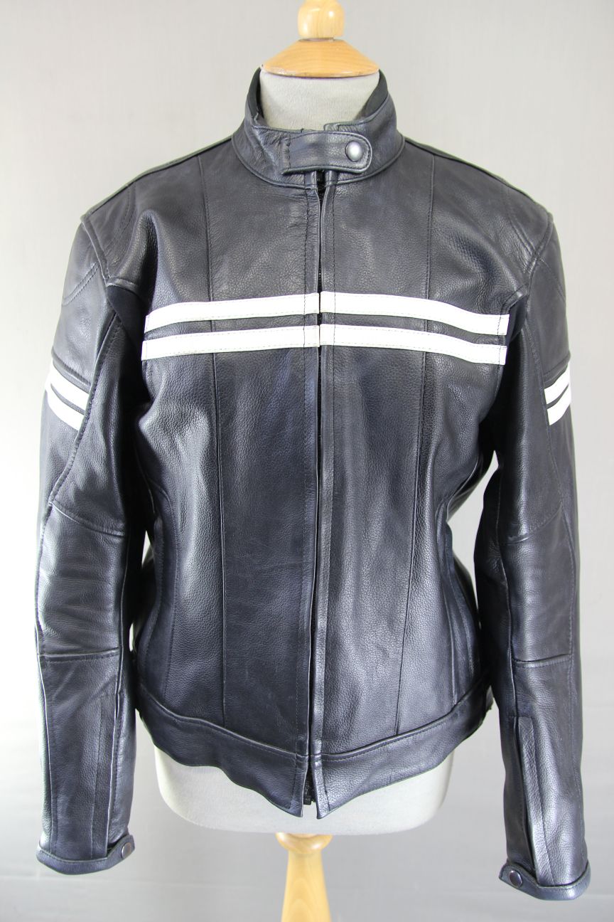 PRO FIRST LADIES BLACK & WHITE LEATHER BIKER JACKET WITH CE ARMOUR 38-40 INCH/XL