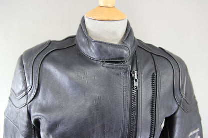 FRANK THOMAS BLACK LEATHER BIKER JACKET WITH BACK & SHOULDER PROTECTORS: SIZE 12