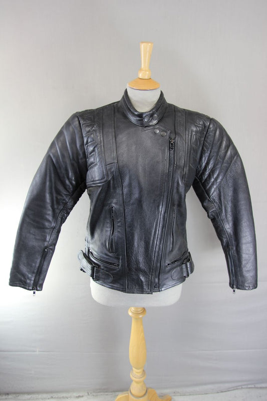 CLASSIC BLACK LEATHER BIKER JACKET: SIZE 12 34-36 INCH CHEST