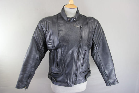 CLASSIC AKITO T-FORCE BLACK LEATHER BIKER JACKET: SIZE 16/38 INCH CHEST
