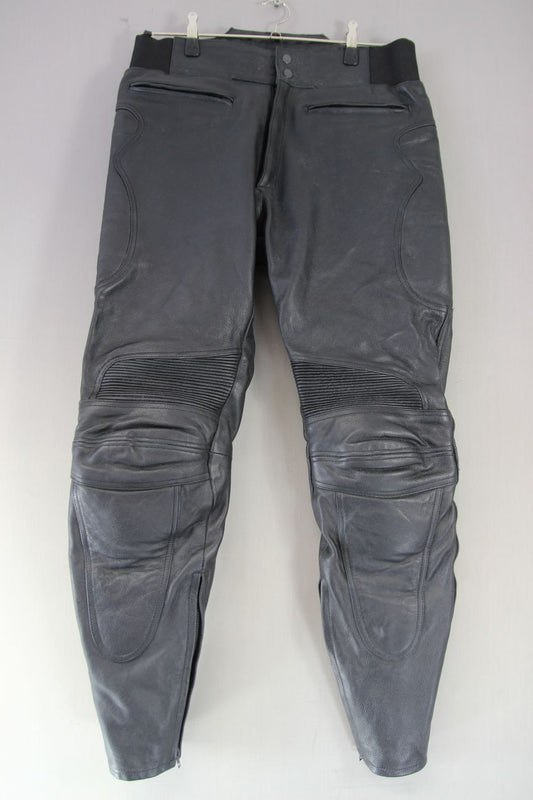 BLACK LEATHER BIKER TROUSERS + CE KNEE ARMOUR & HIP PROTECTORS WAIST 36"/LEG 31"