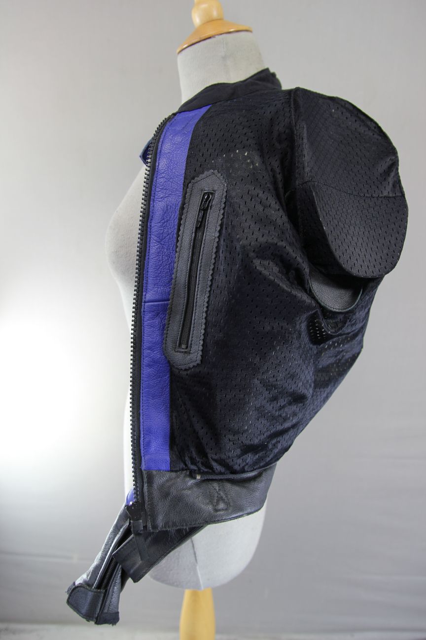 IXS BLACK, BLUE, SILVER & WHITE LEATHER BIKER JACKET WITH CE ARMOUR 32-34 INCH