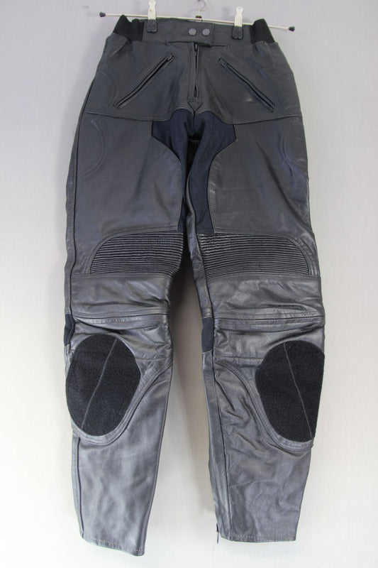 BIKERS GEAR BLACK LEATHER TROUSERS WITH PROTECTORS/SIZE 10/WAIST 28 IN/LEG 31 IN