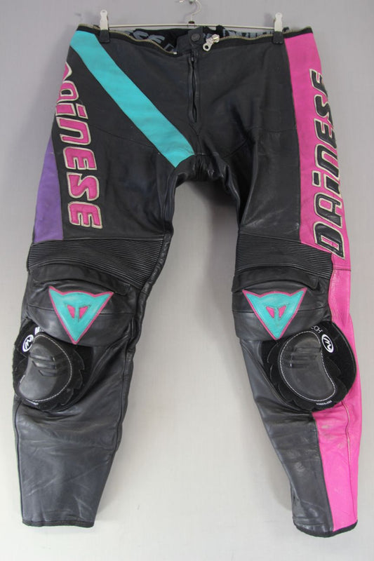 DAINESE VINTAGE LEATHER BIKER TROUSERS + ARMOUR/KNEE SLIDERS: WAIST 38"/LEG 31"