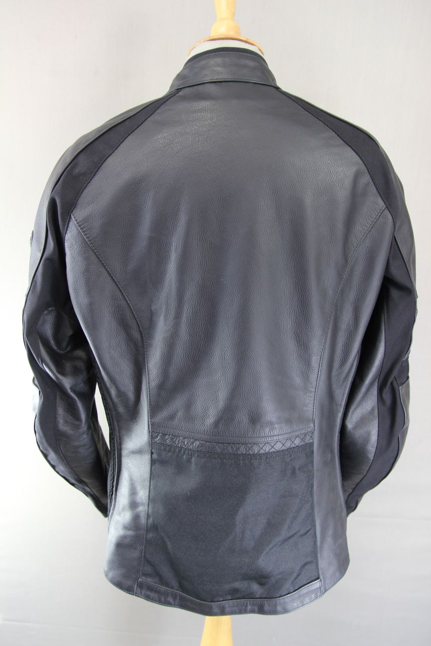 TRIUMPH LADIES BLACK LEATHER BIKER JACKET WITH CE ARMOUR SIZE L/G 38 INCH CHEST