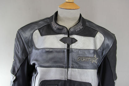 RST BLACK, SILVER & WHITE LEATHER BIKER JACKET + SHOULDER/ELBOW ARMOUR: SIZE 16