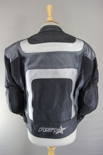 RST BLACK, SILVER & WHITE LEATHER BIKER JACKET + SHOULDER/ELBOW ARMOUR: SIZE 16