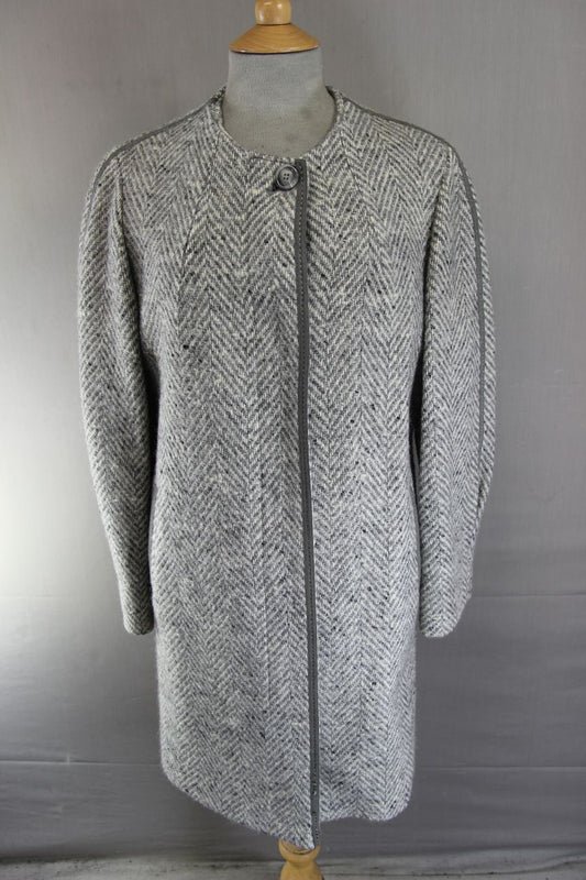 SUPERB GREY HERRINGBONE WOOL RICH BLEND SUEDE LEATHER TRIIMED COAT 36 INCH